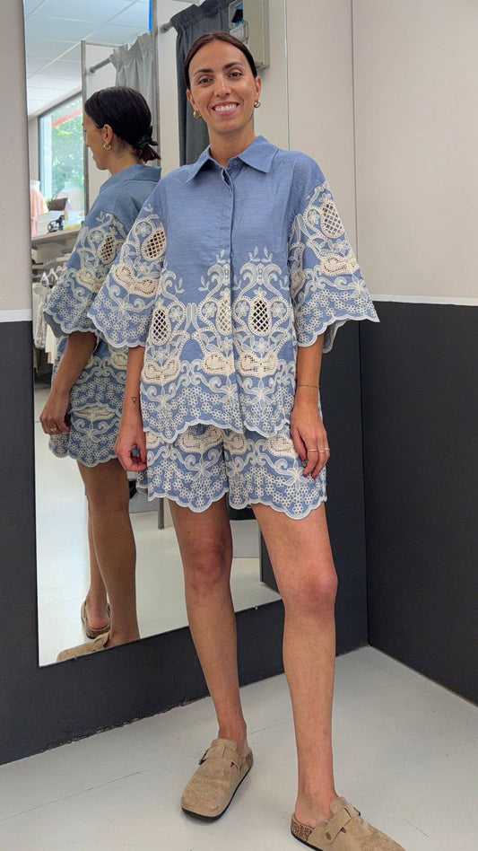 con ricami in pizzo AN5708ACELESTE GLAMOROUS