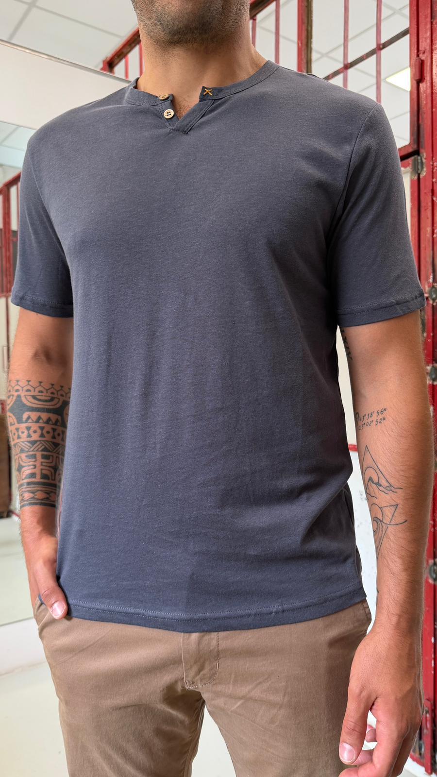 a maniche corte AFE6TS035877NAVY A.F.F.