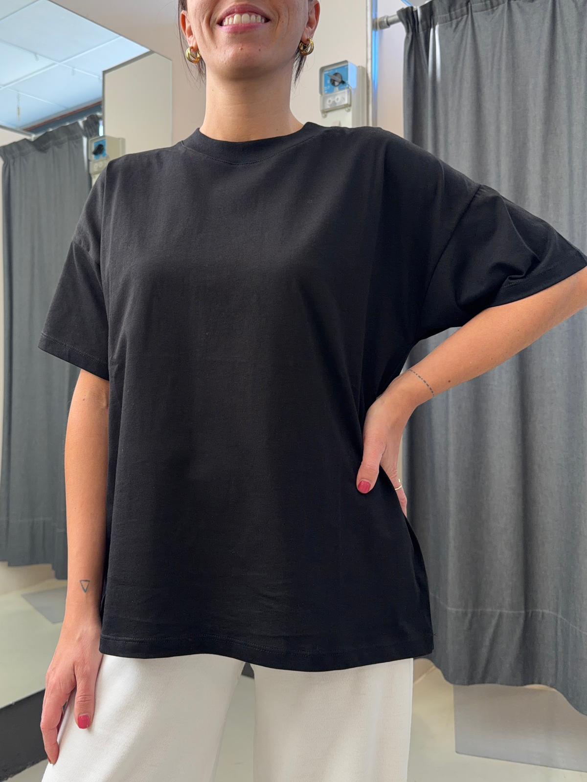 basic oversize manica corta KXTS2594NERO KIKISIX
