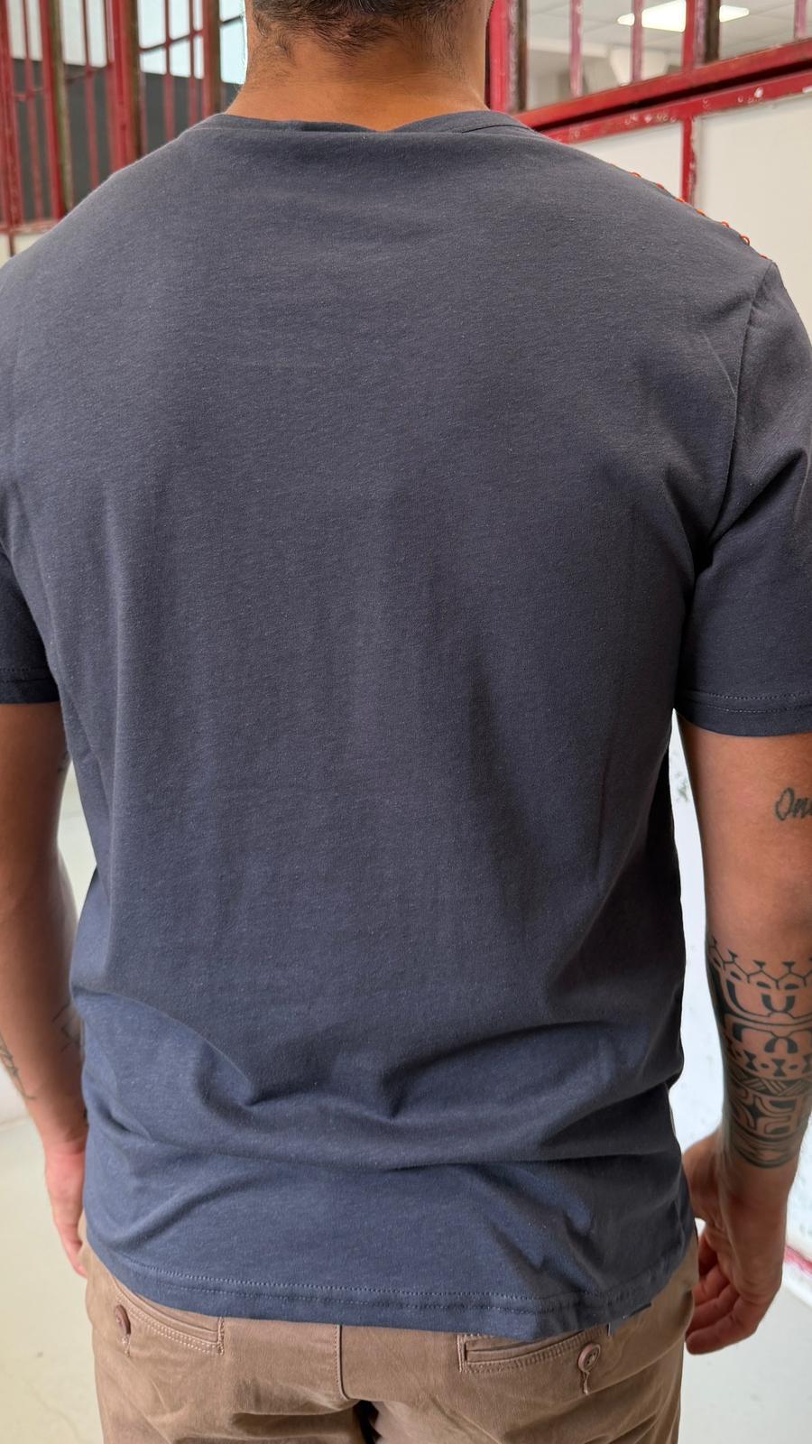 a maniche corte AFE6TS035877NAVY A.F.F.