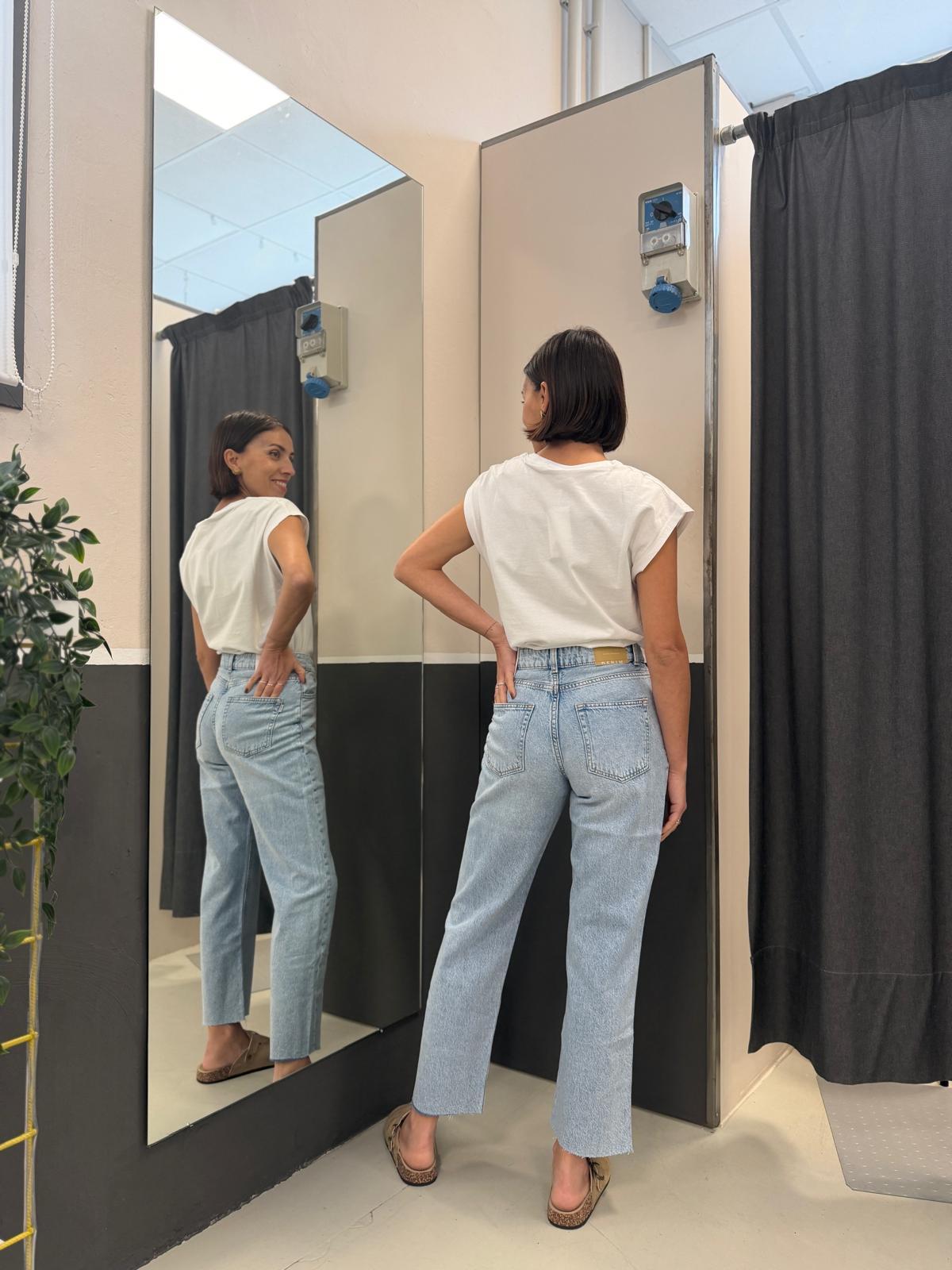 cropped straight SOLANGE_1C1027 TIFFOSI